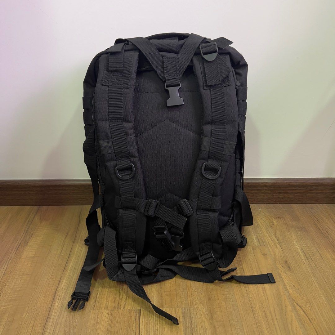 Reebow backpack top