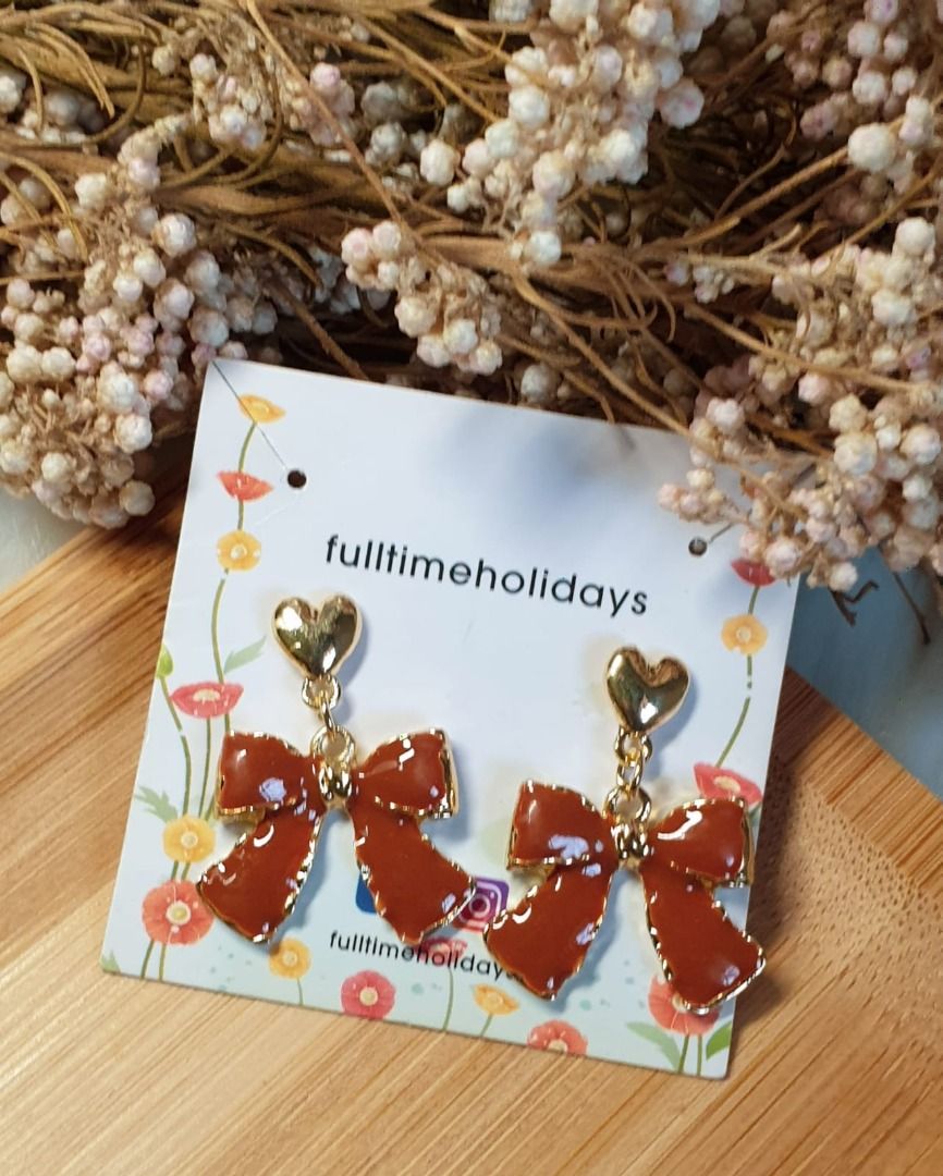 Girls outlet earrings tops