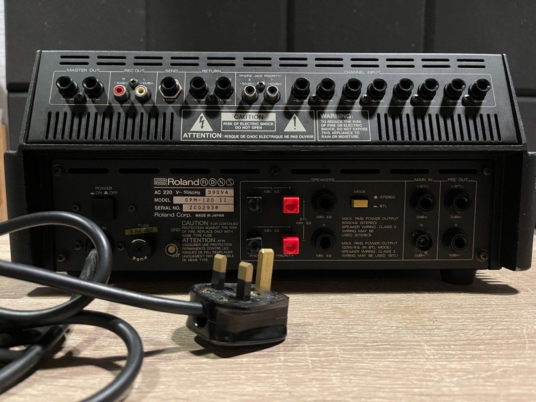 Roland CPM120II Powered Mixer / Power Amp 120W, 音響器材, Soundbar、揚聲器、藍牙