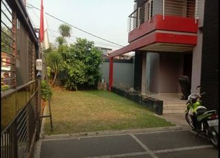Rumah mewah di kelapa dua wetan Ciracas Cipayung Jakarta Timur