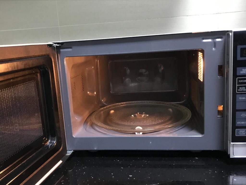SHARP R22A0(SM)V SOLO MICROWAVE OVEN (20L), TV & Home Appliances