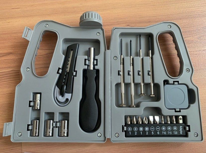 Shell Multipurpose Tool Kit, Mobile Phones & Gadgets, Other Gadgets on