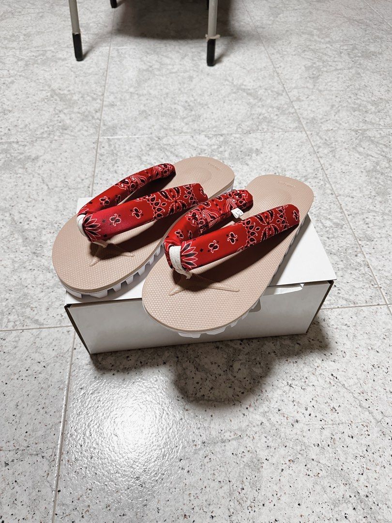 Red suicoke on sale