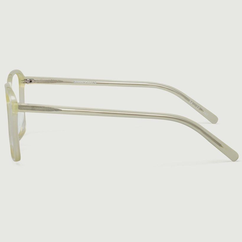 SUNNIES SPECS DEX IN CITRINE (Category: Sunglasses & Eyewear) located in Caloocan City. Submitted by stuzzz93 (Listing ID 1245448628, Image 3). Description: An iconic square frame for a wide fit. Used twice No scratches Prescription glasses with blue light technology SOLD OUT ON WEBSITE.