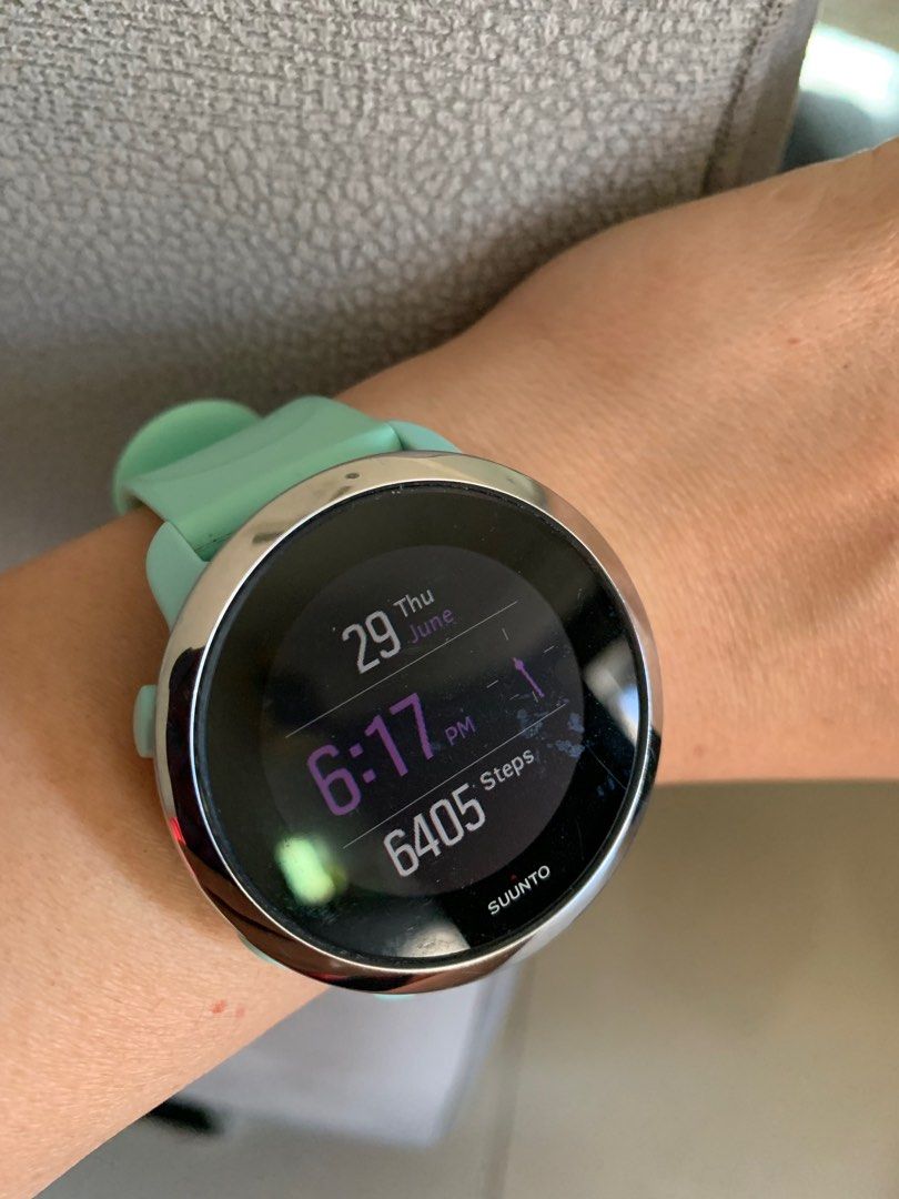 Suunto 3 fitness discount garmin vivoactive 3