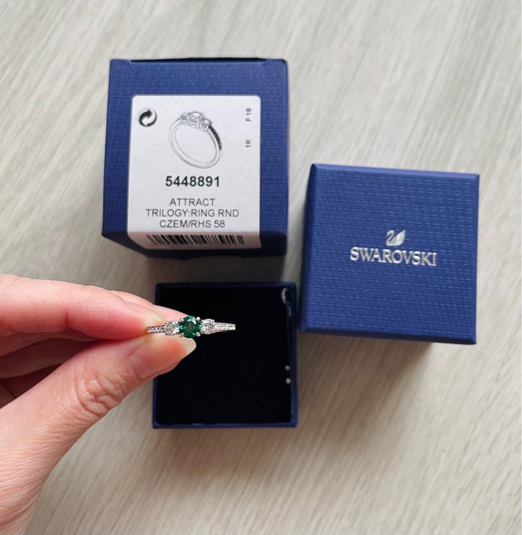 Attract trilogy store ring swarovski