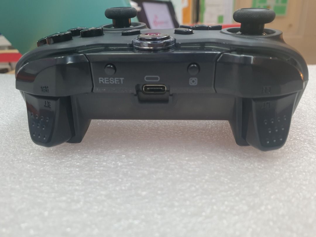 SWH 8575 Wired Gamepad Game Controller (NOT Wireless) Black, Video