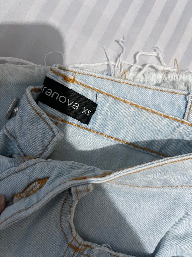 Terranova Washed Denim Skirt (Category: Skirts) located in Las Pinas. Submitted by deyleedeclutters (Listing ID 1245569361, Image 3). Description: ✨Size XS.