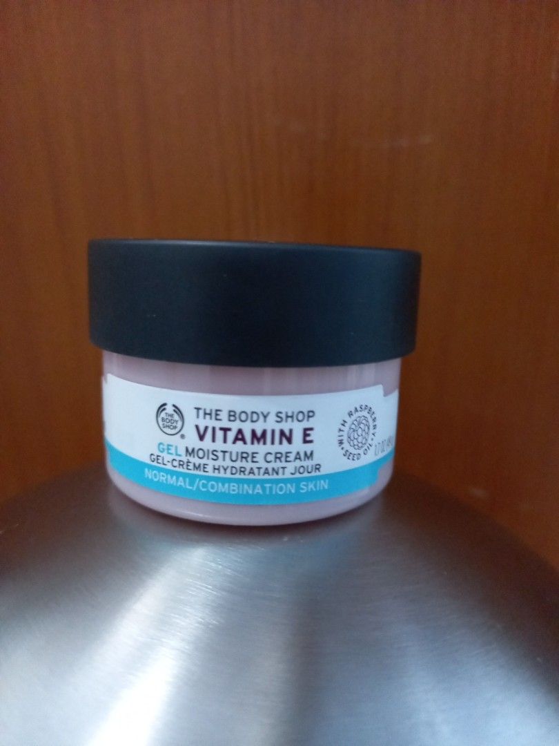 The Body Shop Vitamin E Gel Moisture Cream on Carousell