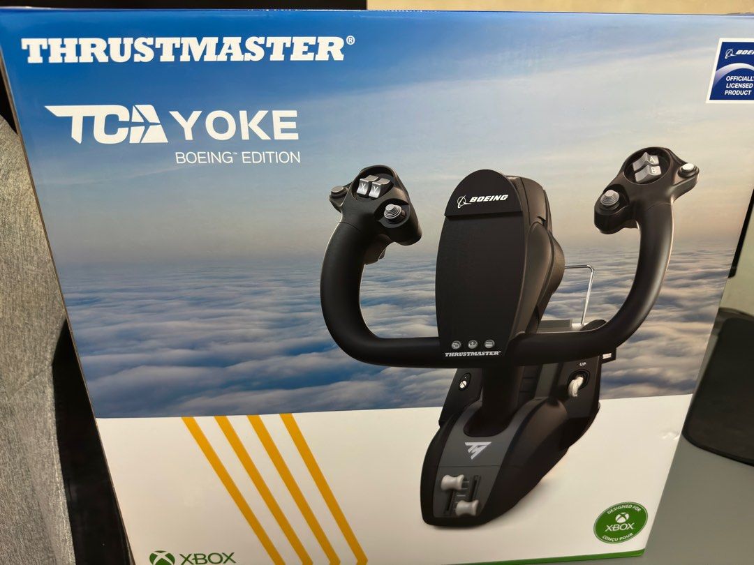 Thrustmaster TCA Yoke Boeing Edition + Bravo Throttle