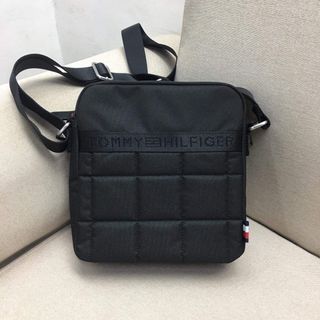 TOMMY H CANVASS CROSSBODY BAG