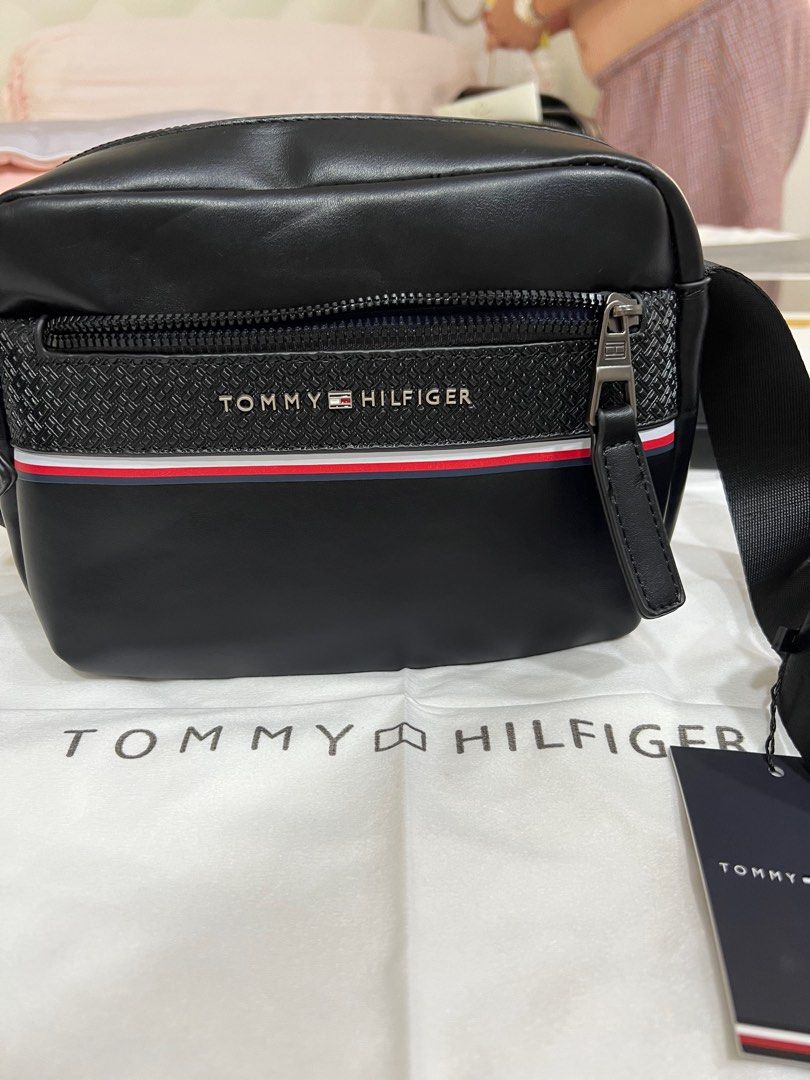 Mens crossbody clearance bag tommy hilfiger