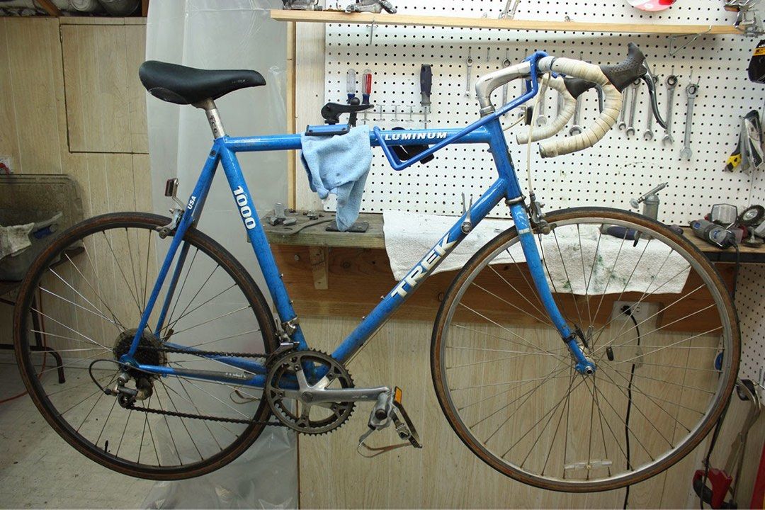Vintage trek 1000 hotsell aluminum road bike