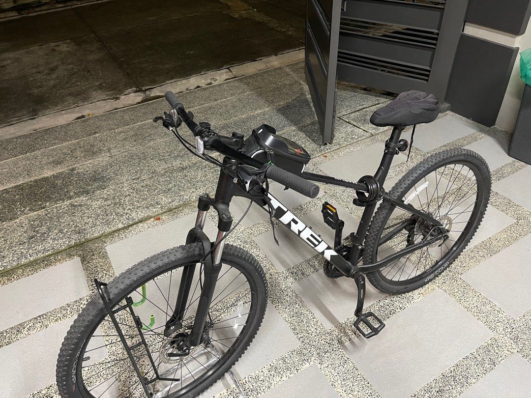 Trek marlin deals 4 negra