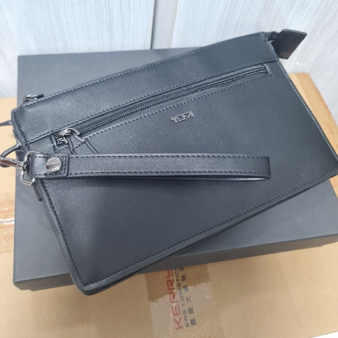Tumi nassau outlet double zip clutch