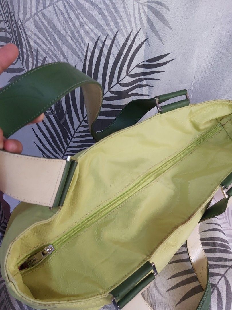Tumi beach hot sale bag