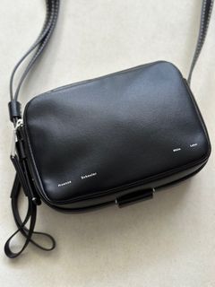 （分類：）位於 。 由 JFKHk 提交（商品編號 1245573197，圖片 1）。簡介： 。