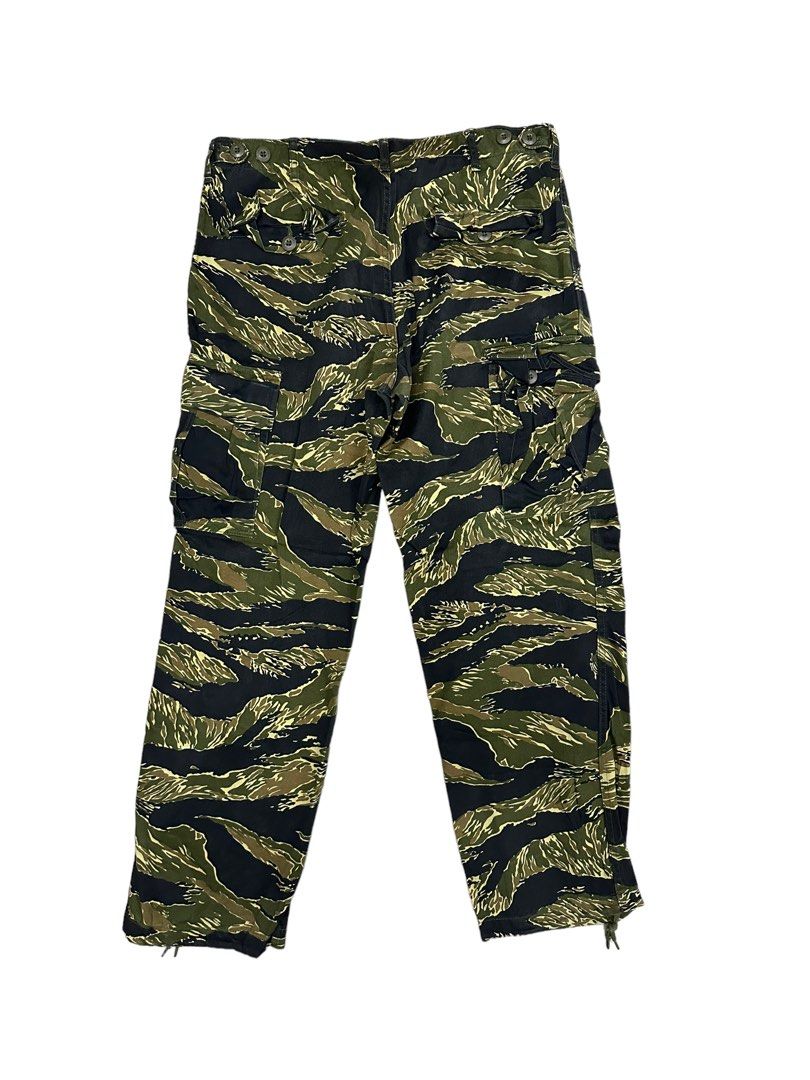 Camo pants with yellow stripe shop