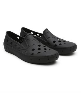 (Category: ) located in . Submitted by asyf.thriftstore (Listing ID 1245532076, Image 1). Description: .