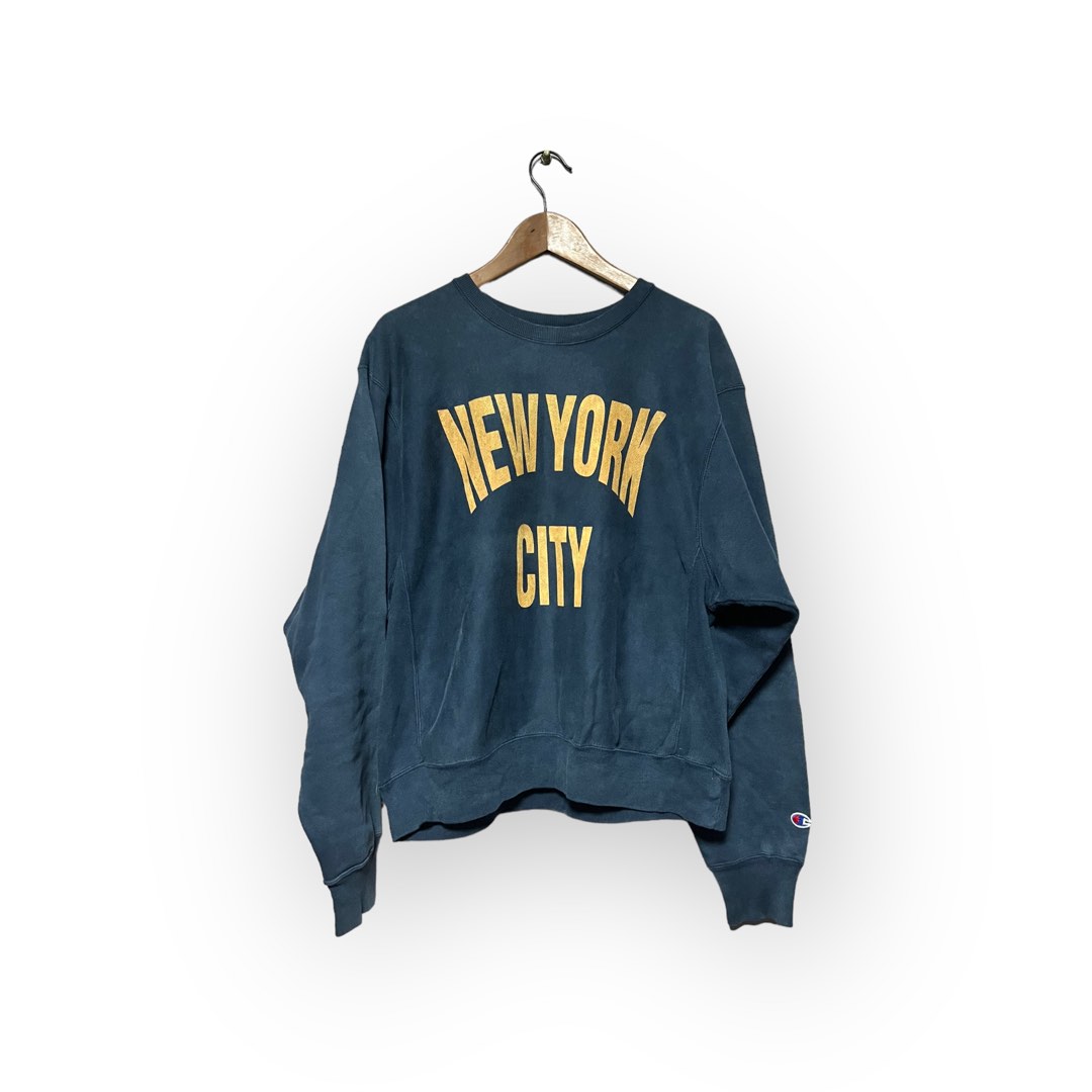 Vintage Champion Sweatshirt, Men's Fashion, Coats, Jackets and Outerwear on  Carousell