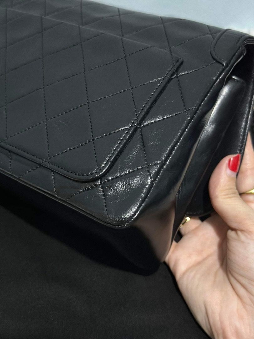 Vintage Chanel Diana Small with wallet (Category: Luxury Bags & Wallets) located in Quezon City. Submitted by hellopatchi (Listing ID 1245444096, Image 3). Description: Chanel Vintage Diana Small with wallet Holo intact with guarantee card and dustbag Wrinkles sa lower part leather ng bag lang pinaka sign of use due to age na din since vintage hindi dry ang lambskin In very good condition pa sya for a vintage piece Hardware 8.8/10 gold hindi lang