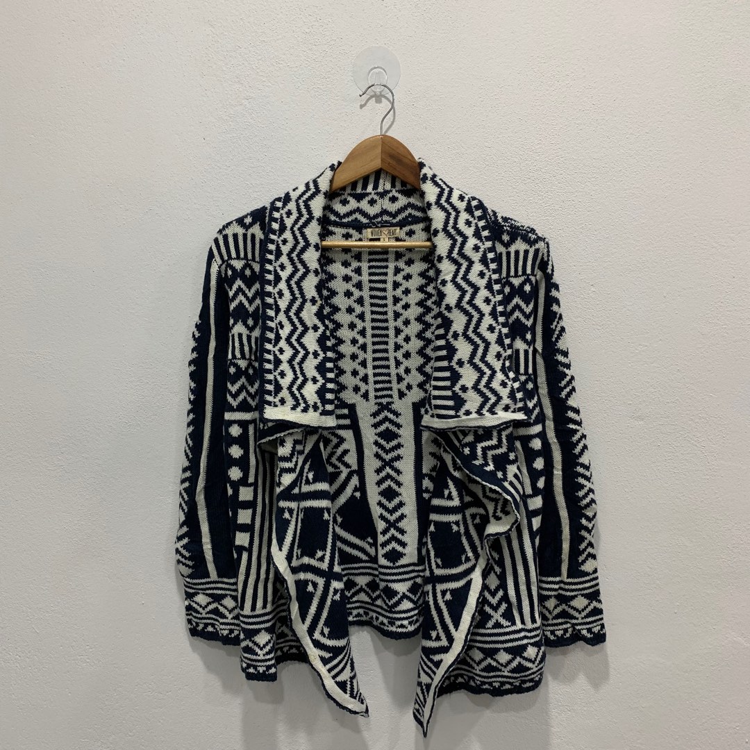 WOVEN HEART LADIES KNITTED CARDIGAN Women s Fashion Tops Other