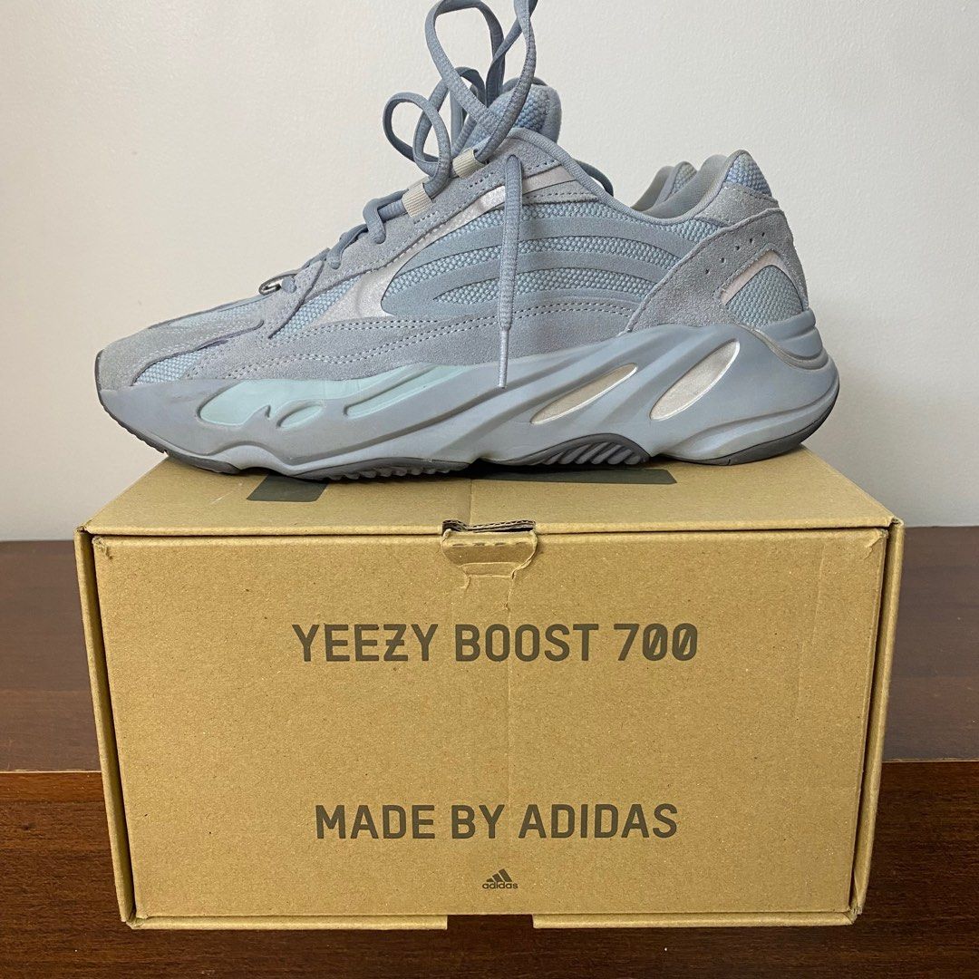 yeezy 700 hospital