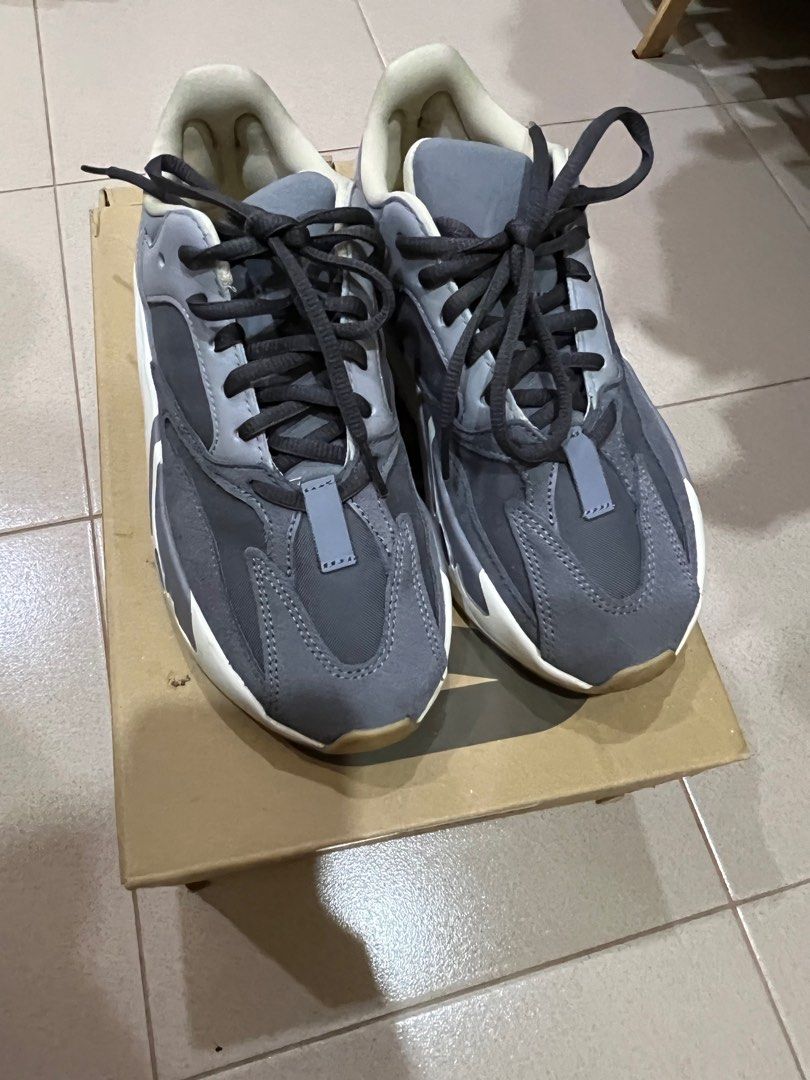 Yeezy sale 380 magnets