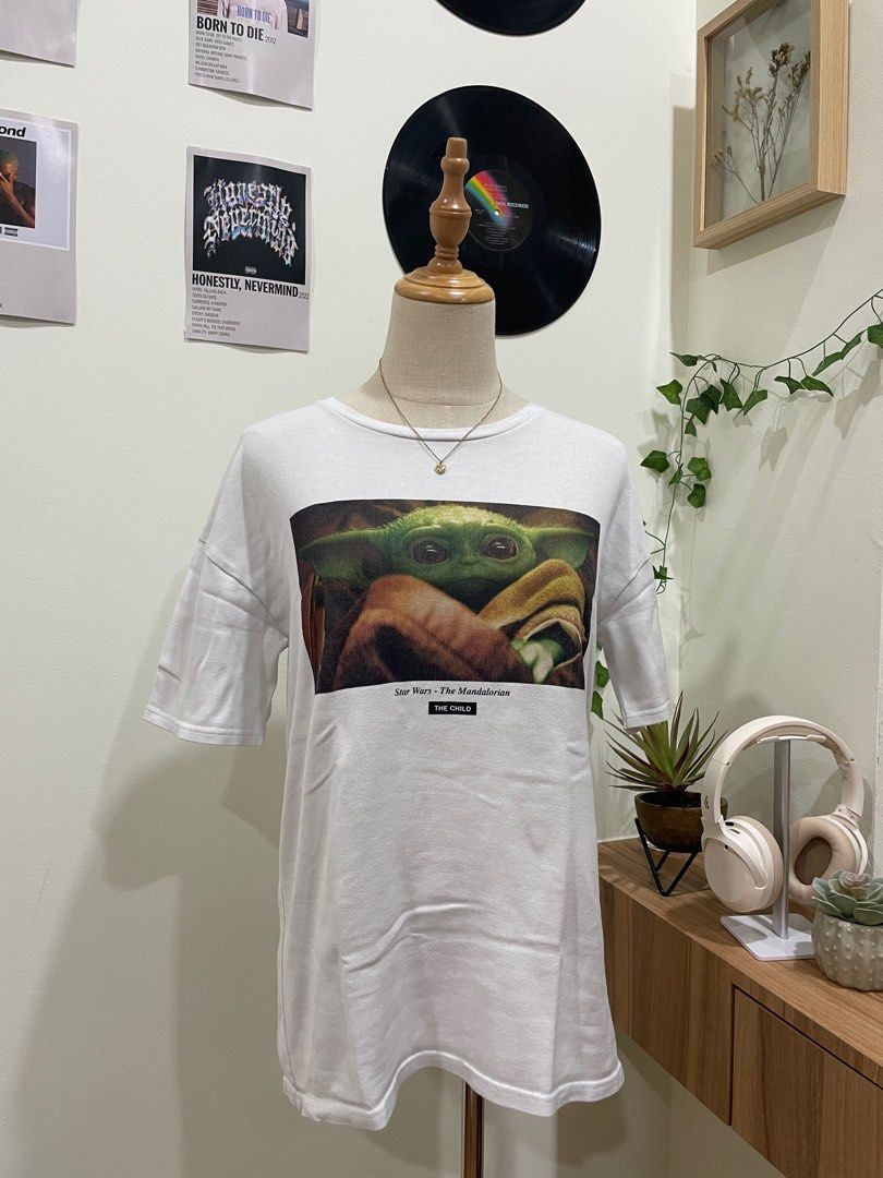Baby yoda shirt zara sales