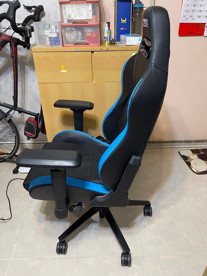 Zenox jupiter store racing chair