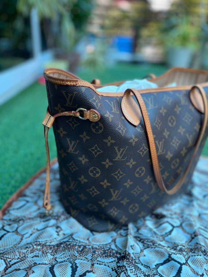 Louis Vuitton Medium Bags & Handbags for Women, Authenticity Guaranteed