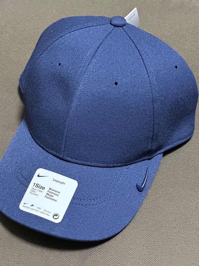 new nike cap