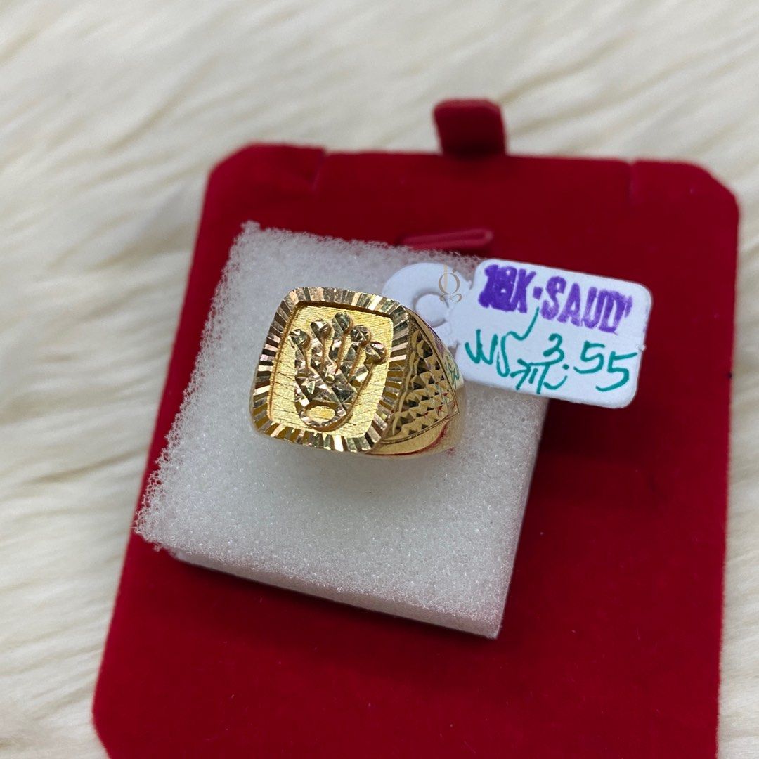 18k Saudi Gold Men’s Ring 3.55g (Category: Rings) located in Manila. Submitted by jewlgoldmnl (Listing ID 1245624780, Image 1). Description: 18k Saudi Gold Men’s Ring 3.55 grams | SIZE 7 1/2 ✨Authentic 18k Gold ✨Brand New ✨On Hand ✨Pawnable ✨Per Gram Mode of Payment: GCash, BDO, UnionBank, Metrobank Shipping: Lalamove / JRS / J&T / LBC Feel free to message for orders and inquiries!.