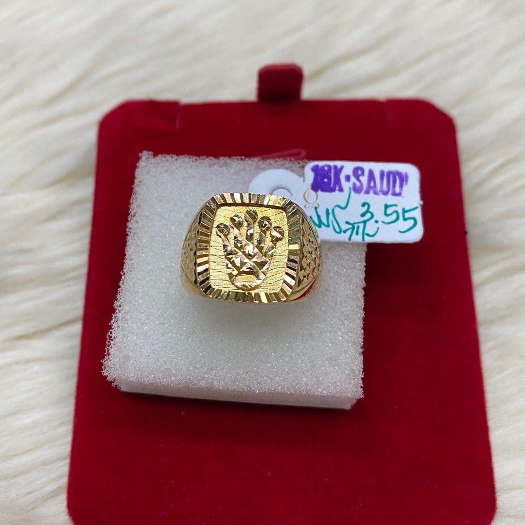 18k Saudi Gold Men’s Ring 3.55g (Category: Rings) located in Manila. Submitted by jewlgoldmnl (Listing ID 1245624780, Image 2). Description: 18k Saudi Gold Men’s Ring 3.55 grams | SIZE 7 1/2 ✨Authentic 18k Gold ✨Brand New ✨On Hand ✨Pawnable ✨Per Gram Mode of Payment: GCash, BDO, UnionBank, Metrobank Shipping: Lalamove / JRS / J&T / LBC Feel free to message for orders and inquiries!.