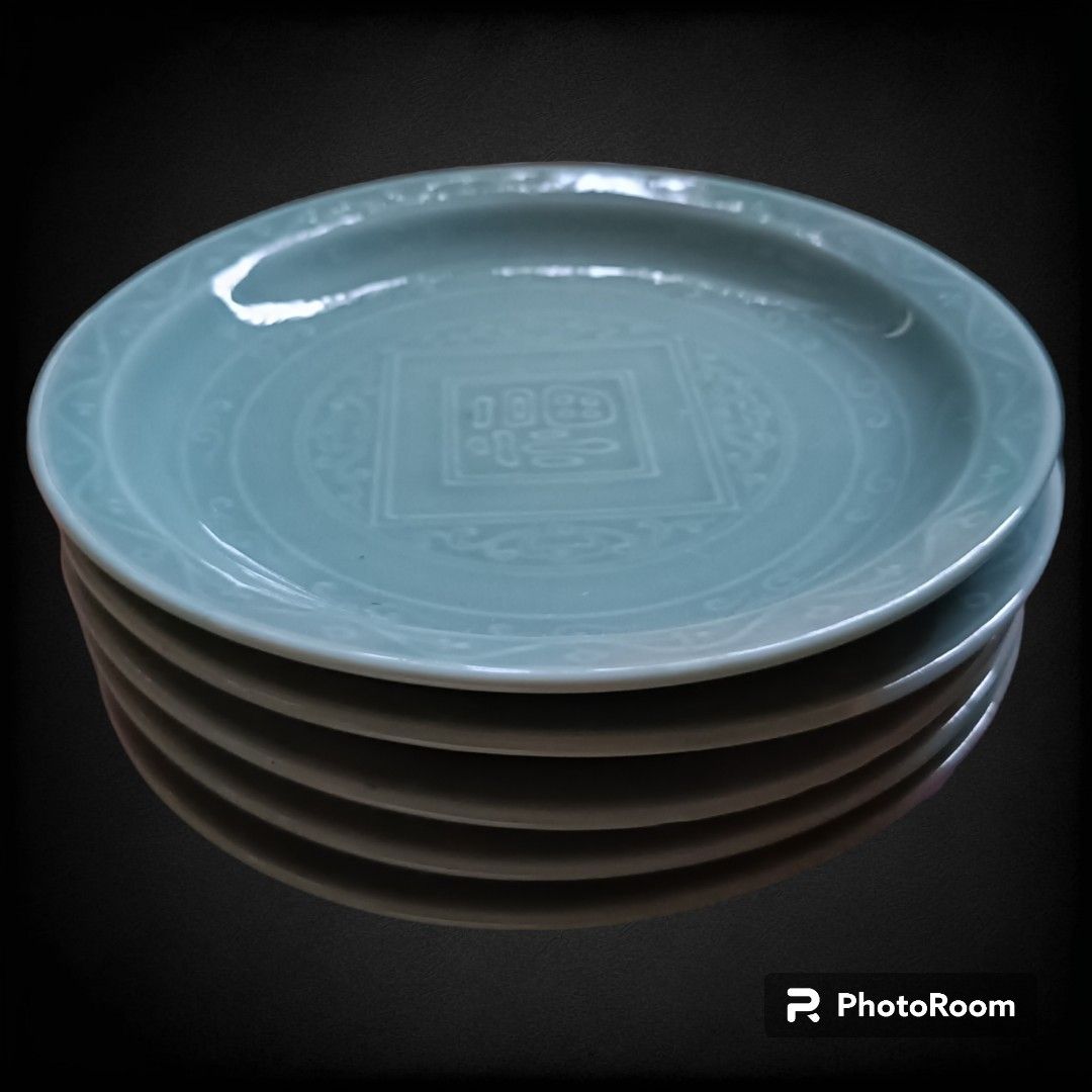 5pcs Vintage Celadon Cake Plates with Blessing/Fortune Characters (Category: Dinnerware & Cutlery) located in Las Pinas. Submitted by mirlynncurioshop (Listing ID 1245763868, Image 3). Description: Very nice celadonware, luma na pero mukhang bago. The design is also very rarely seen. Can be used especially during New Year, anniversary, promotion or licensure banquet, etc. GCash payment Lalamove, LBC, J&T SF c/o buyer Ships from Pulanglupa Uno, La
