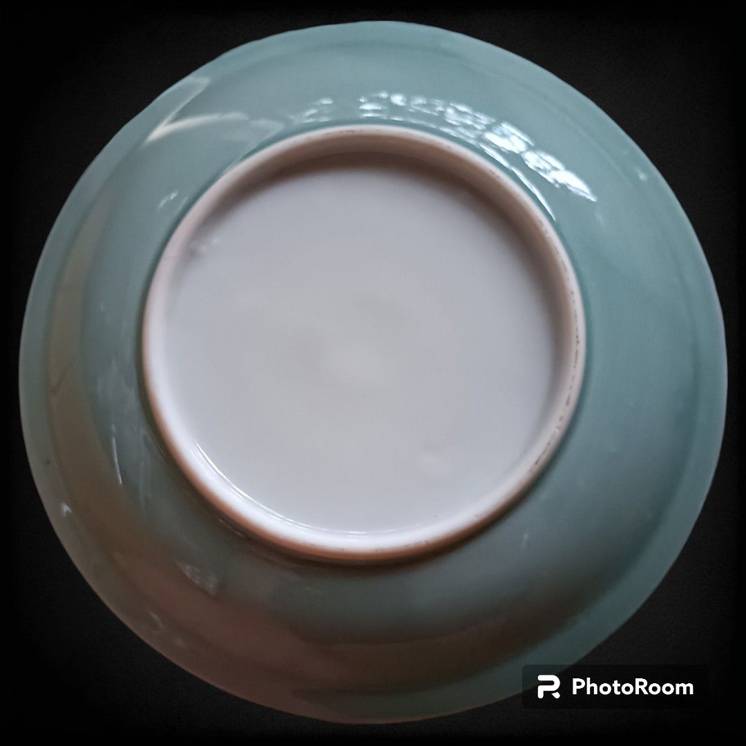 5pcs Vintage Celadon Cake Plates with Blessing/Fortune Characters (Category: Dinnerware & Cutlery) located in Las Pinas. Submitted by mirlynncurioshop (Listing ID 1245763868, Image 2). Description: Very nice celadonware, luma na pero mukhang bago. The design is also very rarely seen. Can be used especially during New Year, anniversary, promotion or licensure banquet, etc. GCash payment Lalamove, LBC, J&T SF c/o buyer Ships from Pulanglupa Uno, La