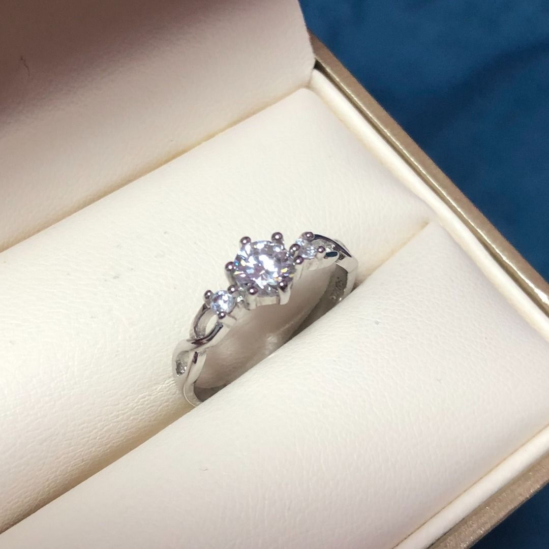 Adjustable engagement hotsell ring