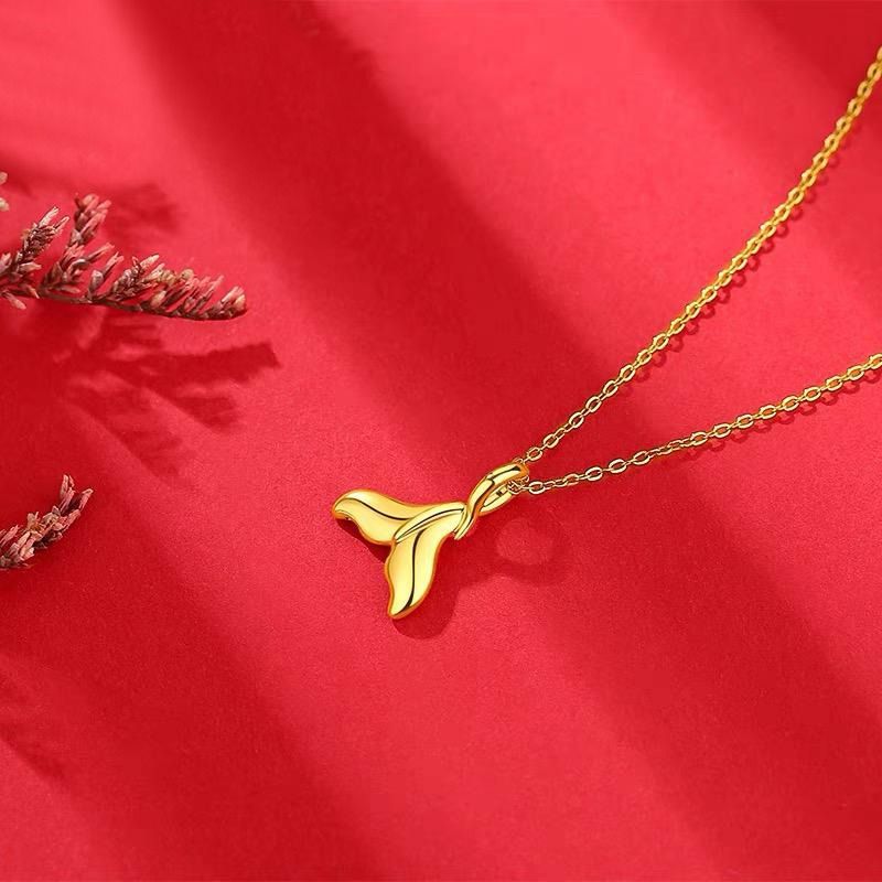 Gold mermaid pendant outlet
