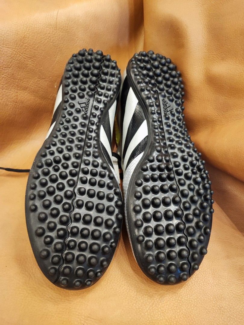 Adidas originals football shoes deals