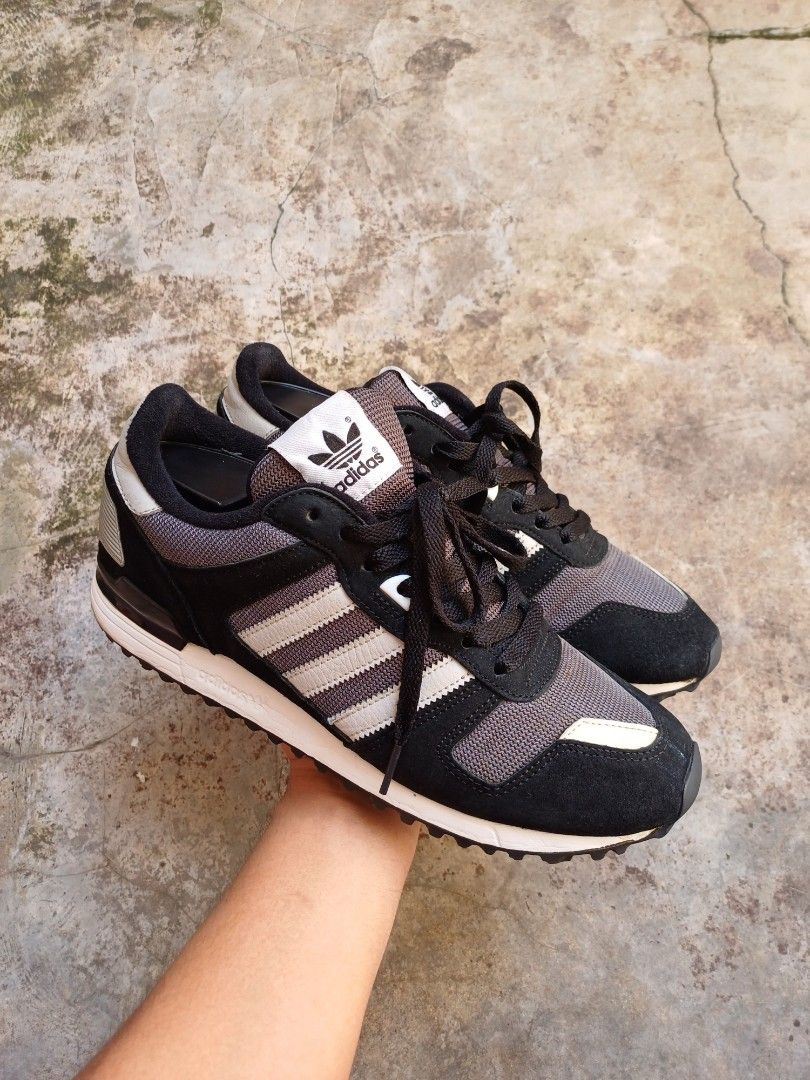 Adidas zx 700 black and grey clearance