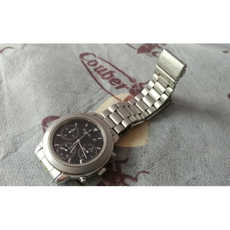 Agnes b V654-6100 三問鋼錶Quartz Watch (玻璃比較花), 名牌