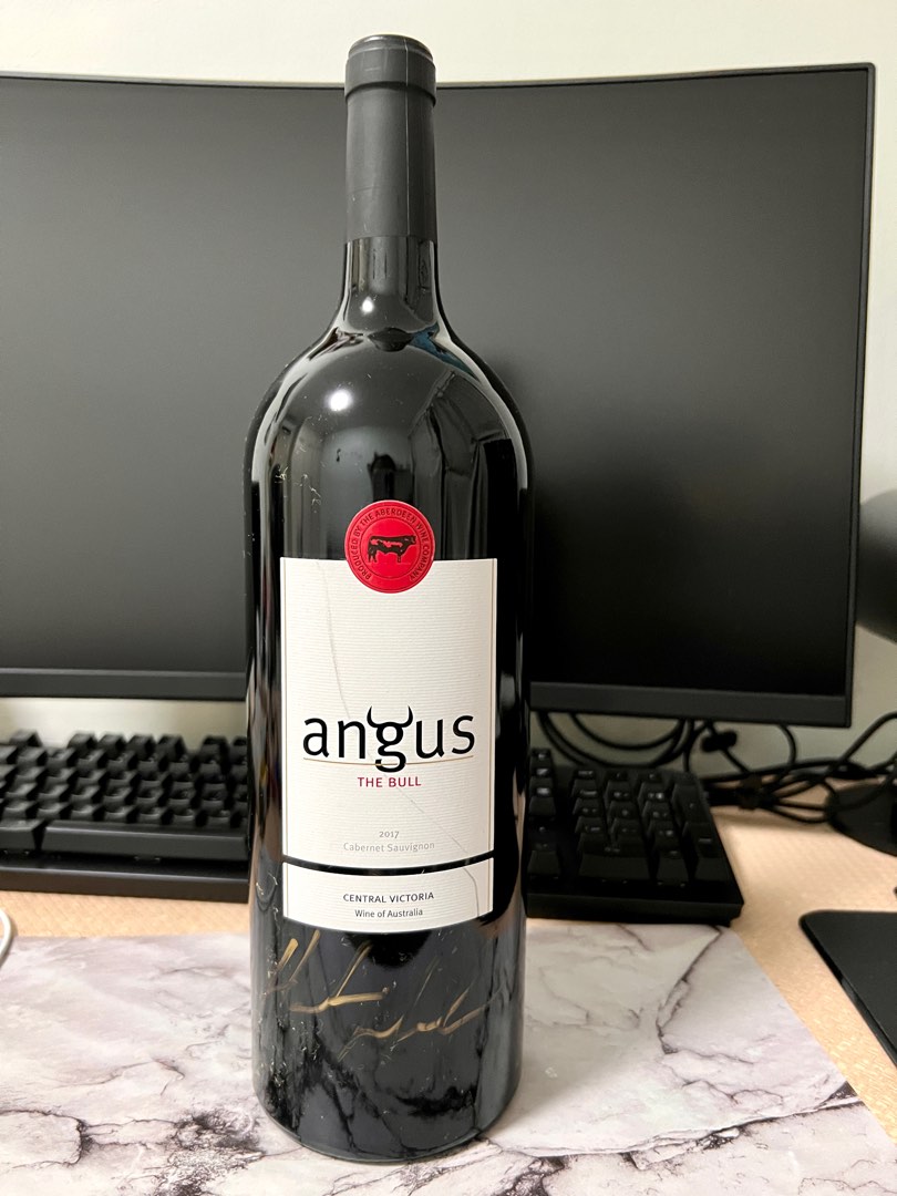 Angus the bull Magnum, Food & Drinks, Alcoholic Beverages on Carousell