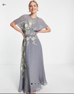 (Category: ) located in . Submitted by she_wears_style (Listing ID 1245712666, Image 1). Description: .