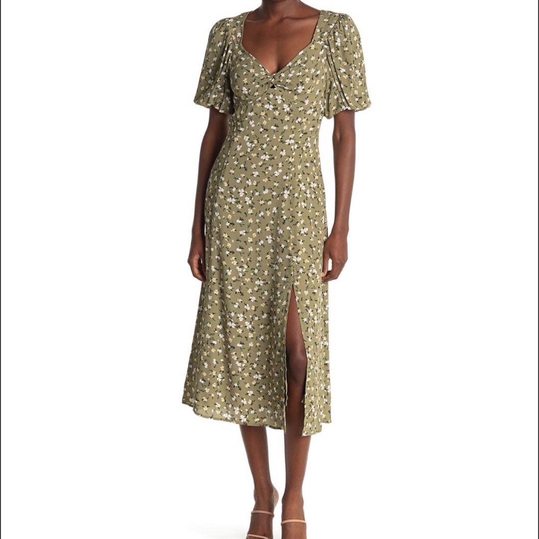 ASTR sage green puff sleeve sweetheart floral viscose midi dress Women s Fashion Dresses Sets Dresses on Carousell