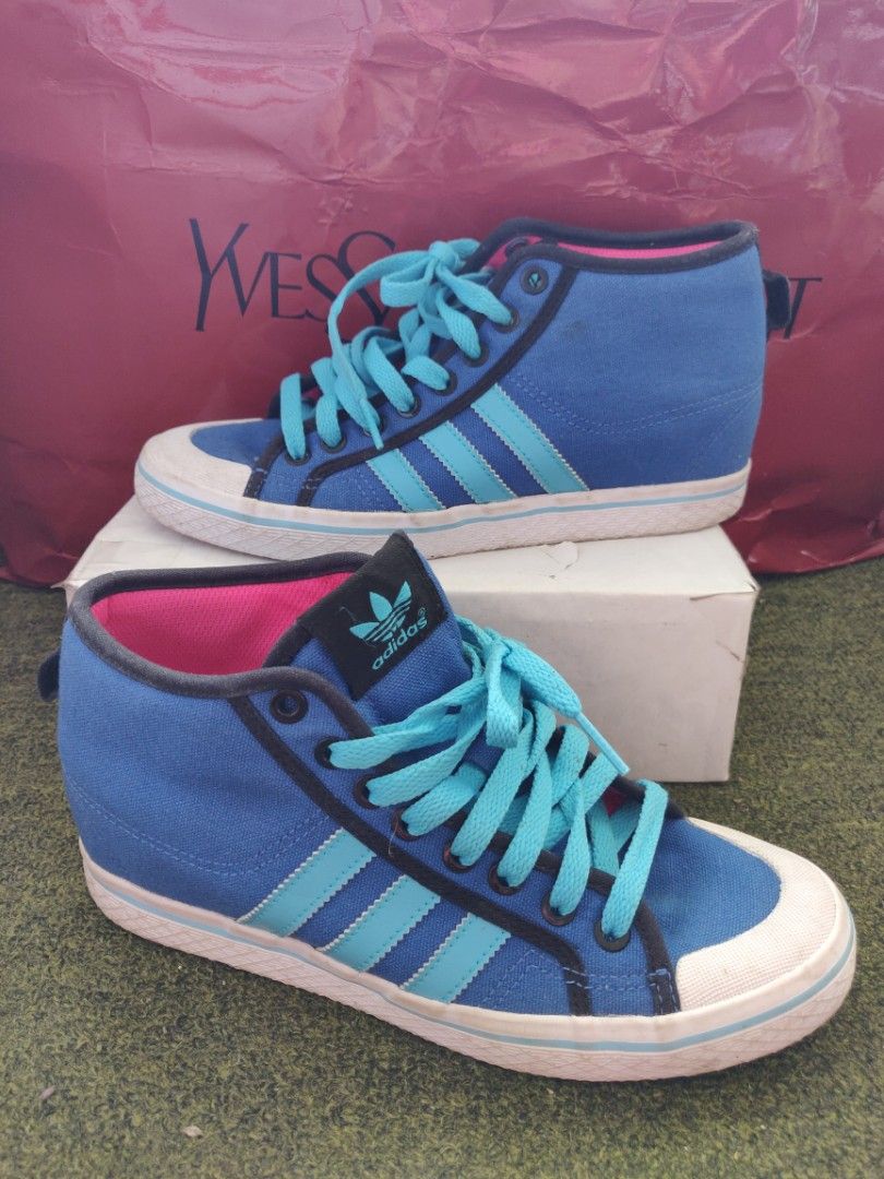 Authentic Adidas Blue Canvas Sneakers sz 7 Women s Fashion