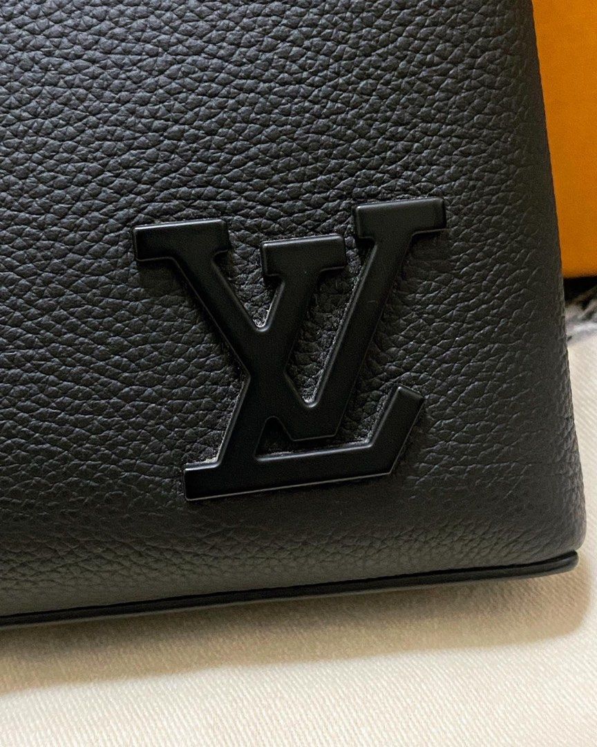 Clutch Louis Vuitton Aerogram ipad pouch CLV29 siêu cấp like auth