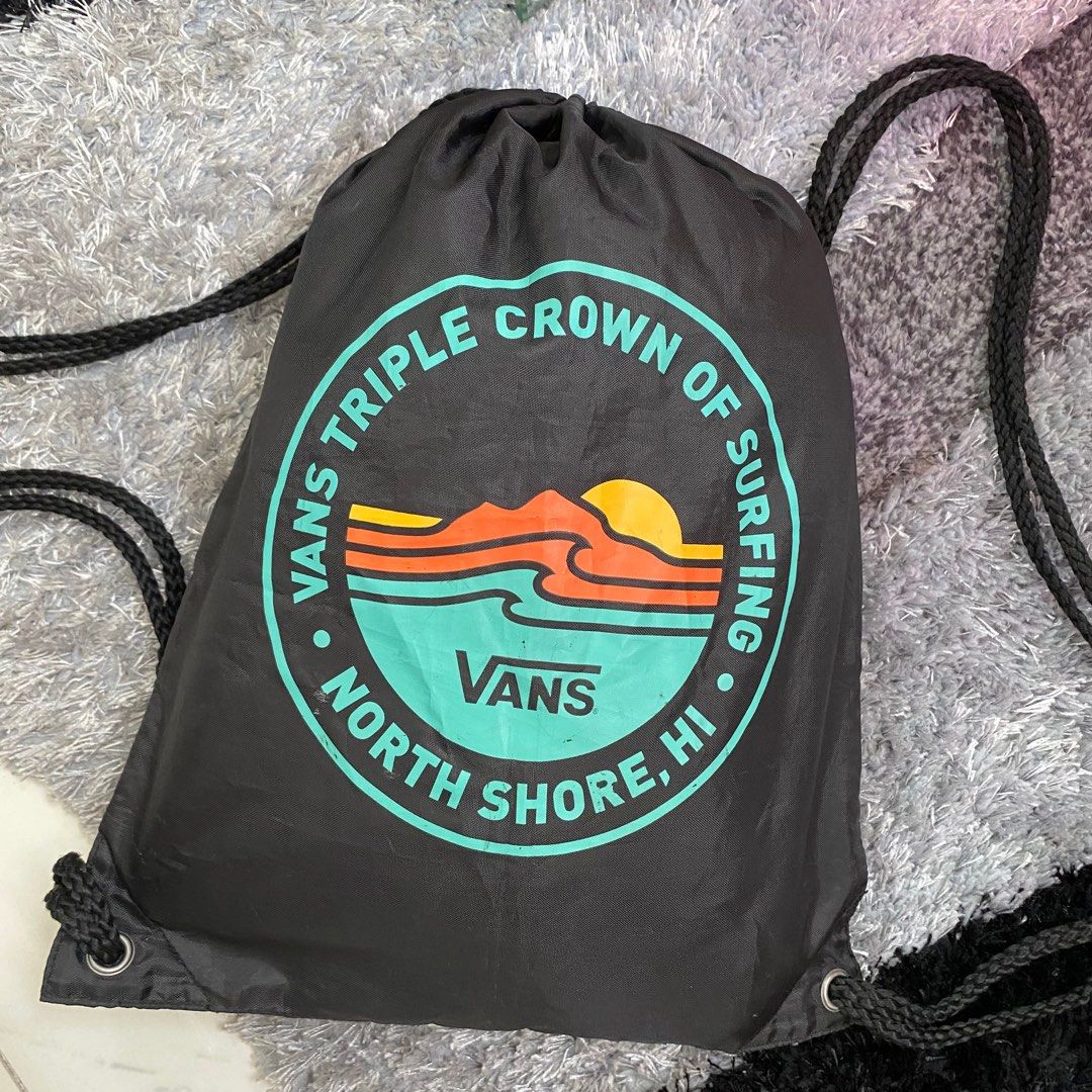 Vans off the wall drawstring bag hot sale