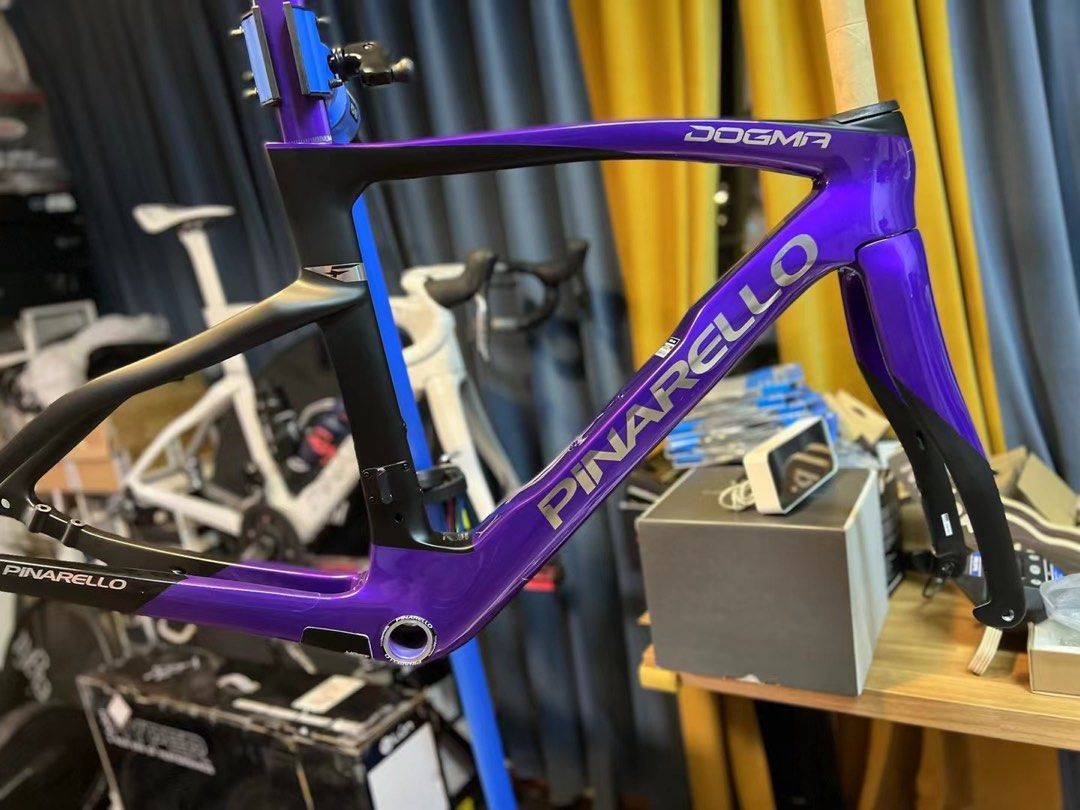 trek madone vs pinarello f12