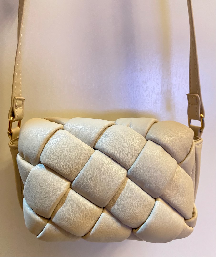 Primark Bottega Bag, Women's Fashion, Bags & Wallets, Crossbody