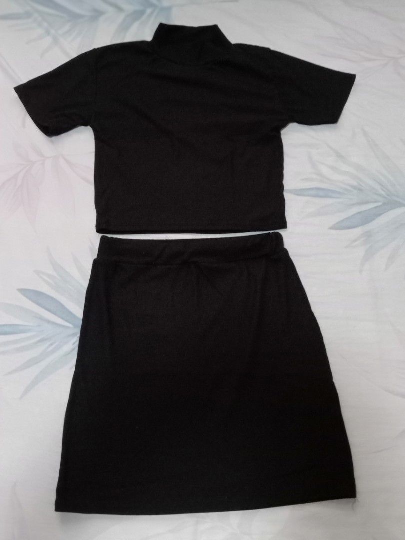 BSCO coordinates (Category: Sets or Coordinates) located in Iriga City. Submitted by randomky (Listing ID 1245706814, Image 3). Description: coordinates, stretchable fabric, minimal used, no issue for decluttering.
